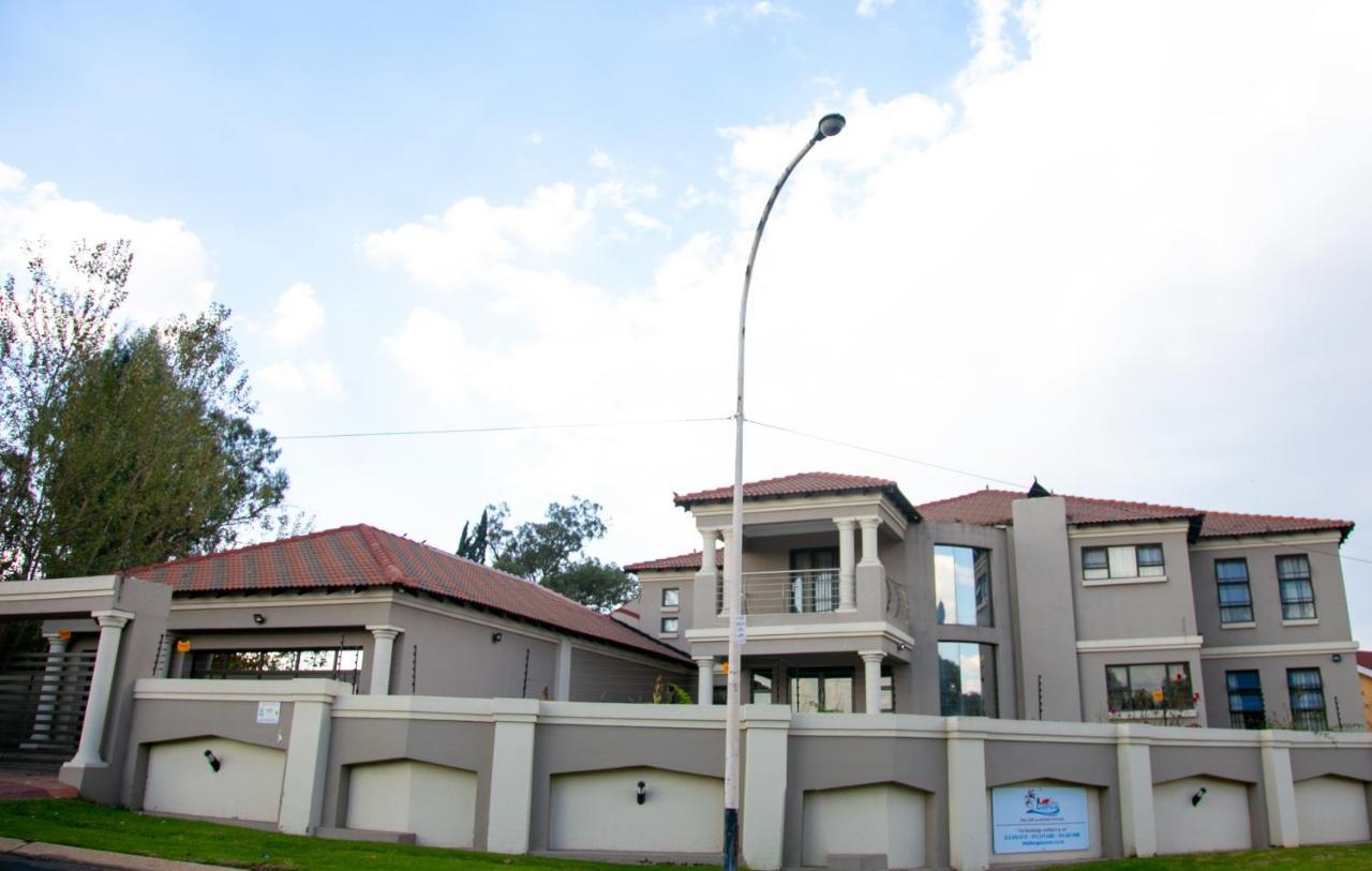 Angelocean Guest House Witbank Luaran gambar