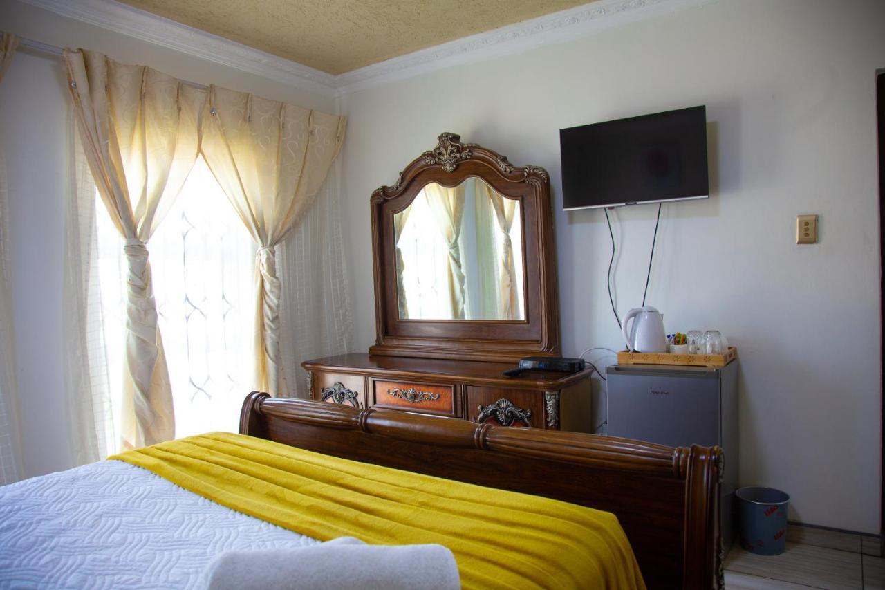 Angelocean Guest House Witbank Luaran gambar