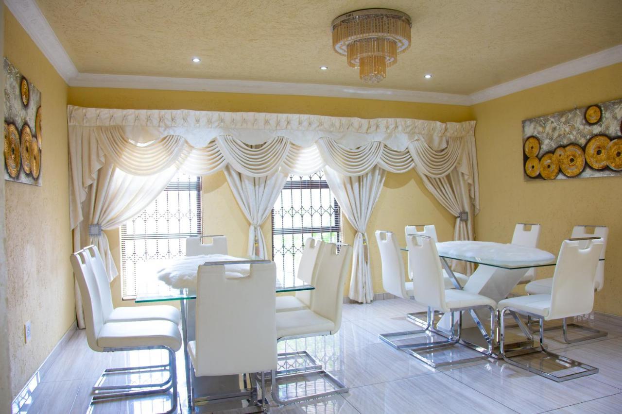 Angelocean Guest House Witbank Luaran gambar