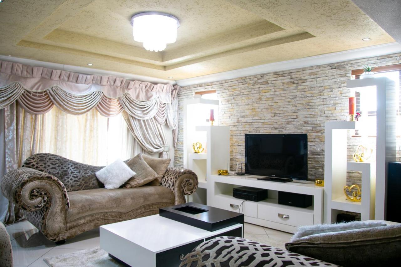Angelocean Guest House Witbank Luaran gambar