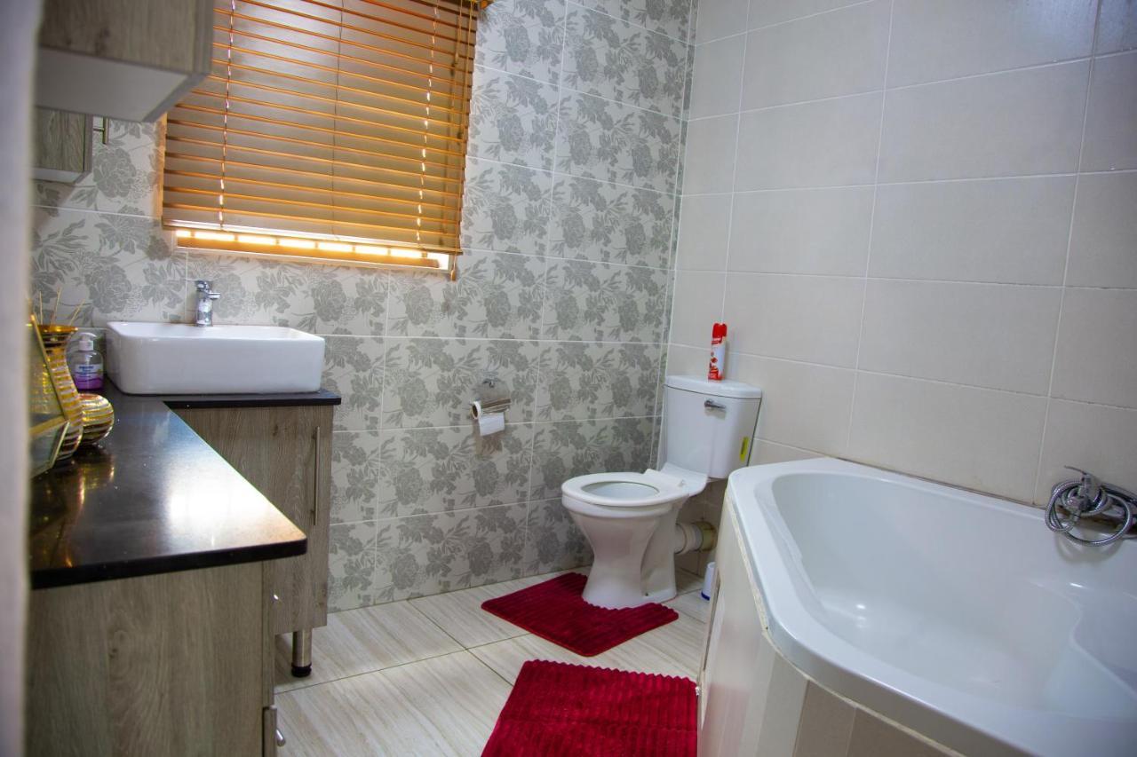 Angelocean Guest House Witbank Luaran gambar